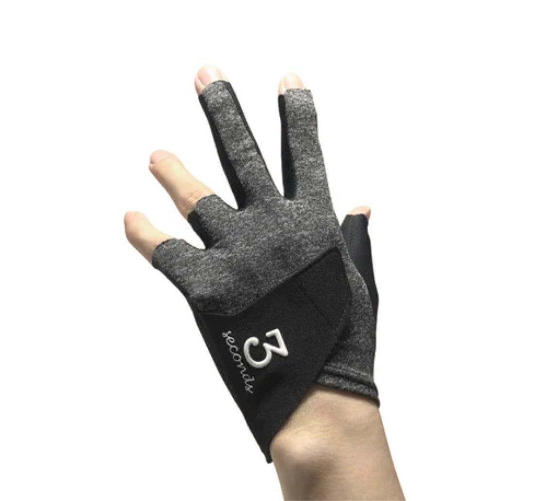 3 Seconds Billiard Glove